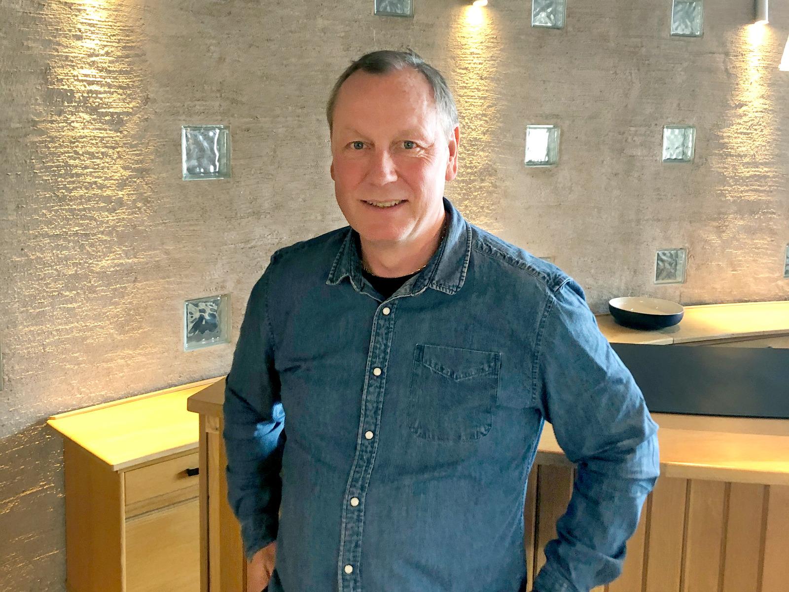 „Unsere servohydraulische Presse ermöglicht einen sehr robusten Prozess mit einem hohen Grad an Verfügbarkeit und Wiederholgenauigkeit, während der Wartungsbedarf erheblich verringert wird“, so Michael Karlsson, der Produktmanager von AP&T für Pressen. 